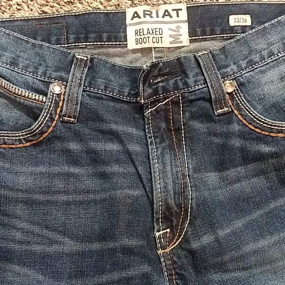 Ariat - Picture 2 of 3